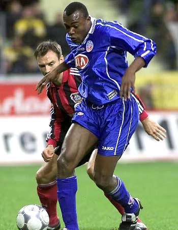 赛的竞争愈 赛的竞争愈