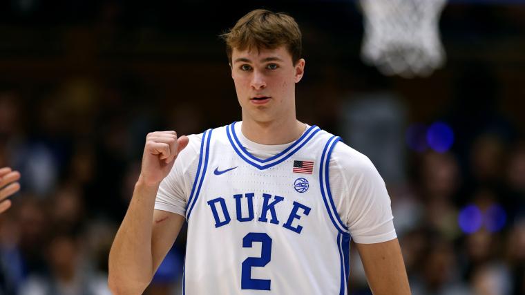 樂部中扮演 樂部中扮演