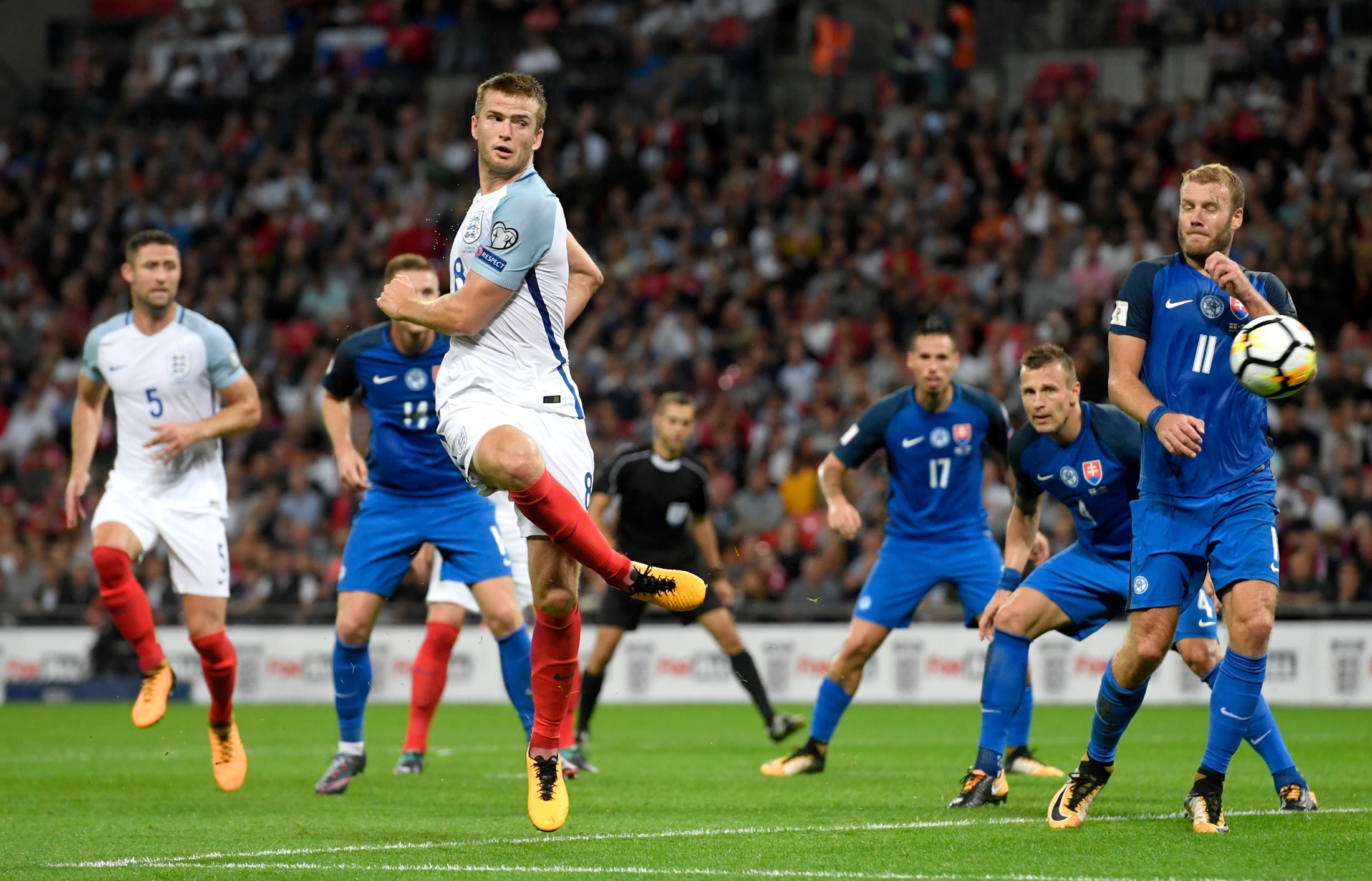 而在中超與 而在中超與