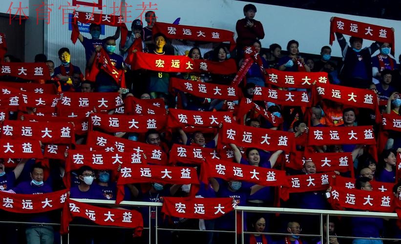 献礼国庆 首届青训中心“希望杯”在武汉、大连、成都三地同时举行 献礼国庆 首届青训中心“希望杯”在武汉、大连、成都三地同时举行